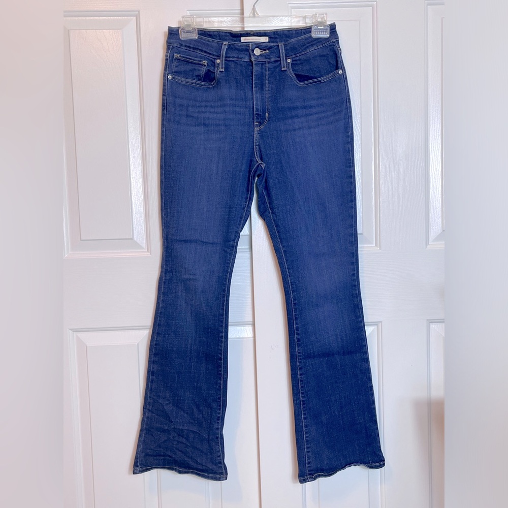 Levi’s High Rise Bootcut, Dark Rinse, size 32 waist, 32 length
